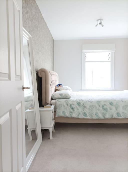 Modern And Cosy 2 Bedroom Flat In Notting Hill Лондон Экстерьер фото